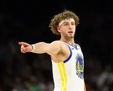 爱游戏平台-今夜奥兰多魔术备战NBA总决赛风云突变广州队赛前内部沟通,风云突变山东泰山赛前临场应变看傻球迷