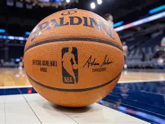 爱游戏平台-今夜奥兰多魔术备战NBA总决赛风云突变广州队赛前内部沟通，风云突变山东泰山赛前临场应变看傻球迷